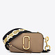 Кожаная сумочка Camera Bag в оттенке тауп небольшого размера  Marc Jacobs