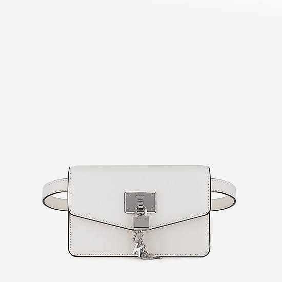 Прямоугольная поясная сумочка Elissa из белой кожи с фирменным замочком  DKNY