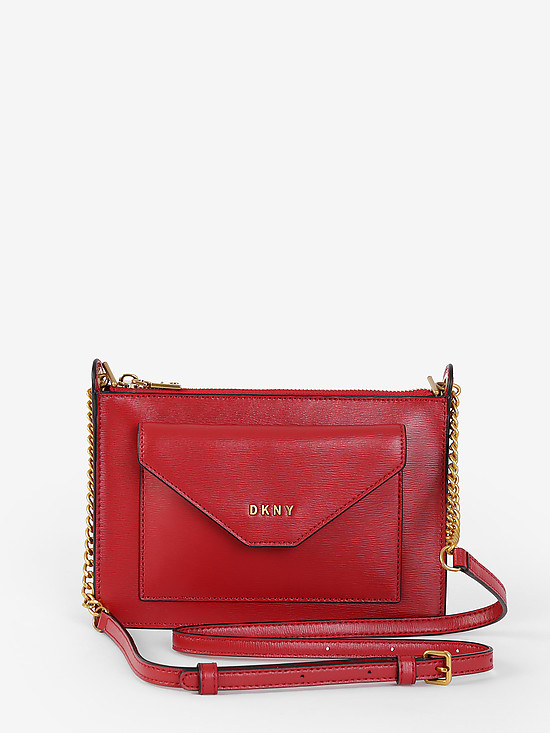 Красная кожаная мини сумочка кросс-боди с кармашком в форме конверта  DKNY