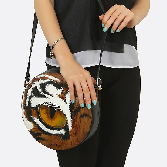 Круглая сумочка из натуральной кожи с оригинальным рисунком тигра, нанесенным вручную  A.X.Bag