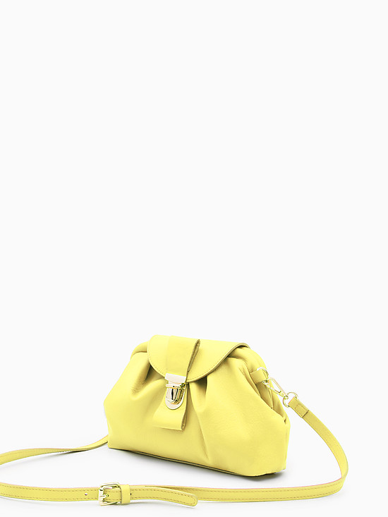 Желтая сумочка-багет из мягкой кожи  BE NICE