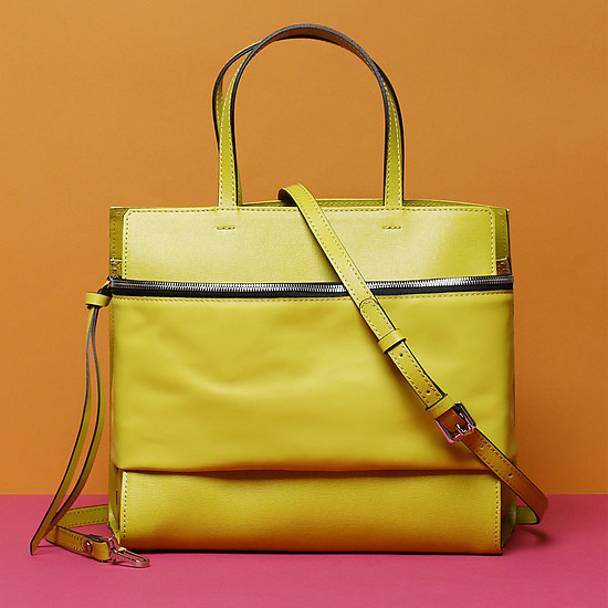Оригинальная сумка из натуральной кожи с декором-молнией в сочном лимонном цвете  Gianni Chiarini